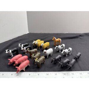 Set Of 20 Farm Animal Figurines Miniature Toy Set Boarder Collies Cows Pigs Shee